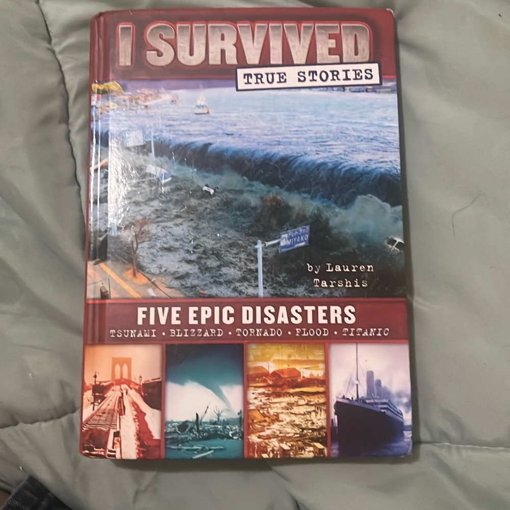 I survived 5 books in one ♥️